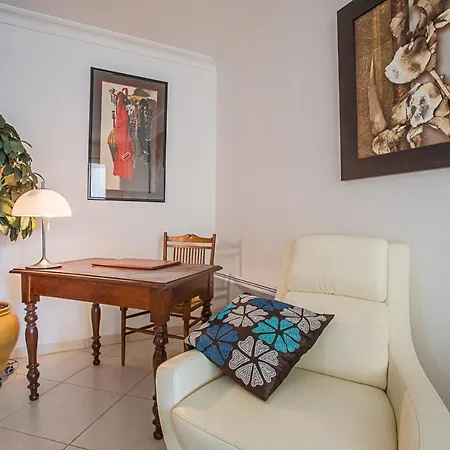 Apartment Splendide 73m² Terrasse Parking Saint-Raphaël