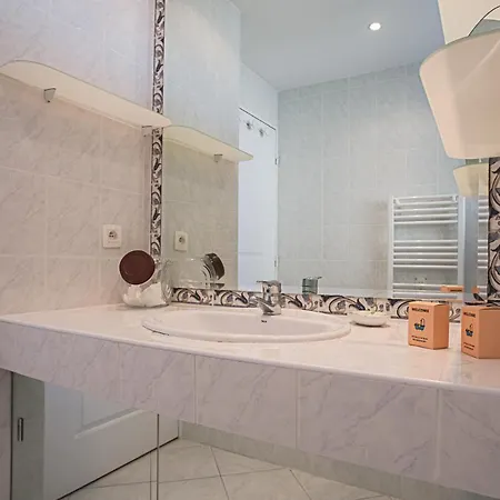 Splendide 73m² Terrasse Parking Apartment *